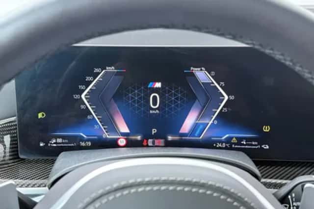 BMW X5 (2025) thumbnail 3