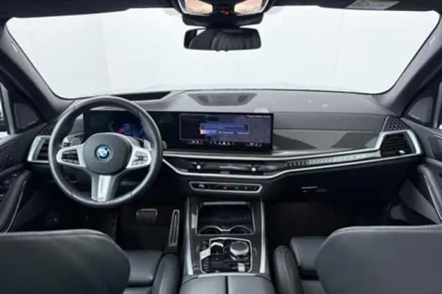 BMW X5 (2025) thumbnail 5
