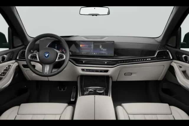 BMW X5 (2026) thumbnail 3