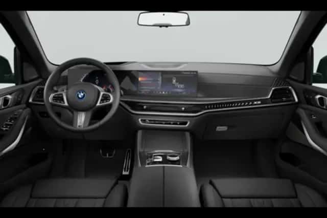 BMW X5 (2026) thumbnail 3