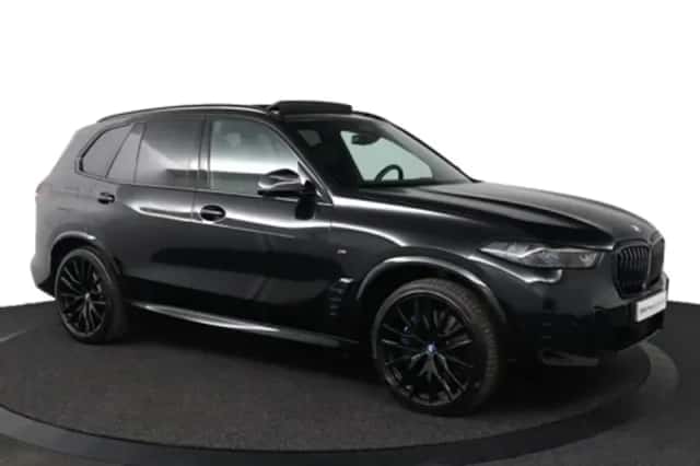 BMW X5 (2023) thumbnail 3