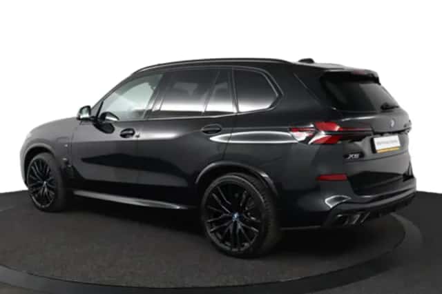 BMW X5 (2023) thumbnail 4