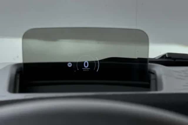 MINI Cooper (2026) thumbnail 3