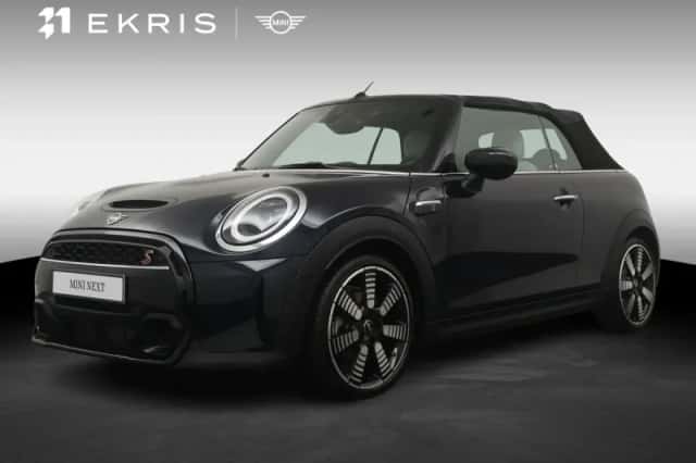 MINI Cabrio Cooper S (2023) thumbnail 1