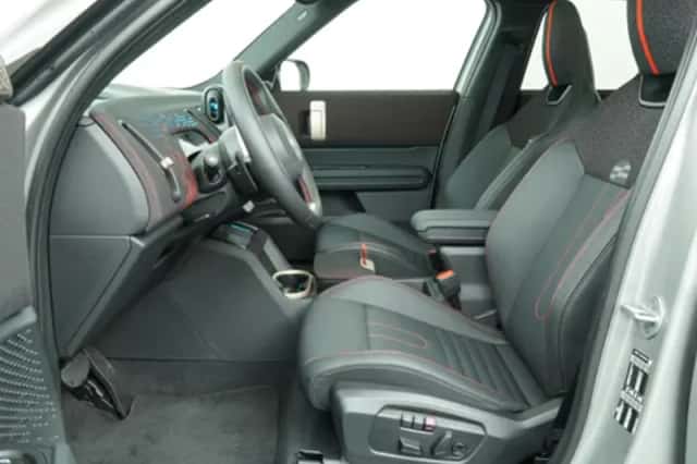 MINI Countryman (2025) thumbnail 4