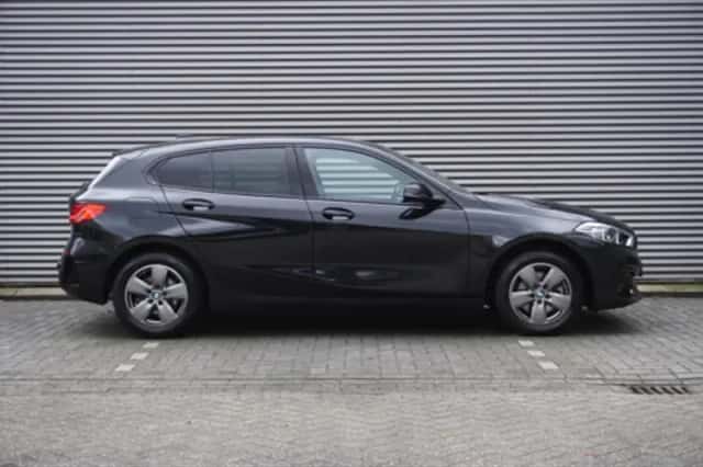BMW 1-Serie (2023) thumbnail 4