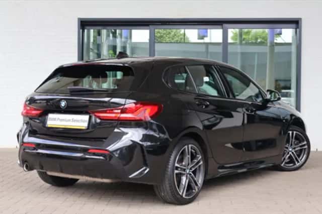 BMW 1-Serie (2021) thumbnail 2