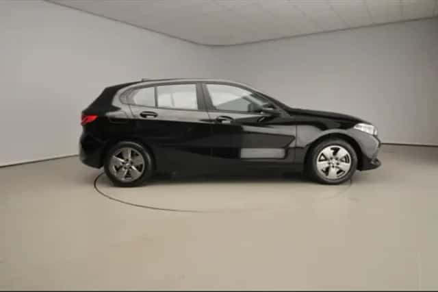 BMW 1-Serie (2022) thumbnail 4