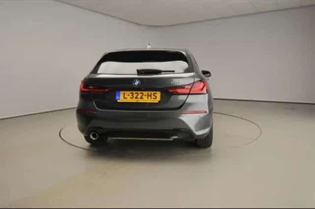 BMW 1-Serie (2021) thumbnail 4