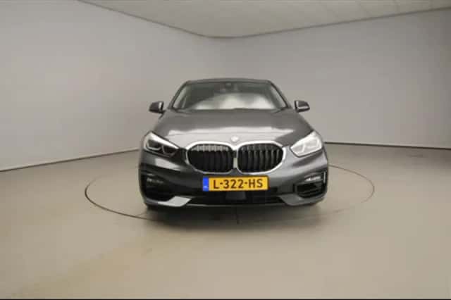 BMW 1-Serie (2021) thumbnail 6