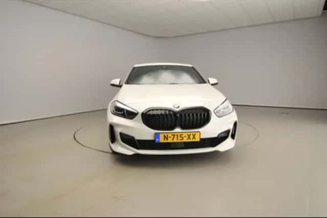BMW 1-Serie (2022) thumbnail 5