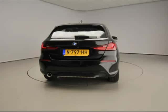 BMW 1-Serie (2021) thumbnail 3