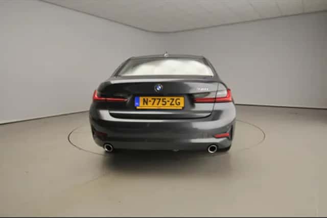 BMW 3-Serie (2022) thumbnail 3