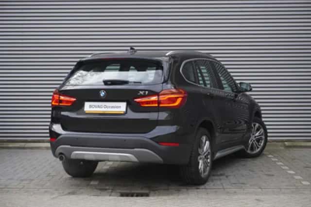 BMW X1 (2018) thumbnail 3