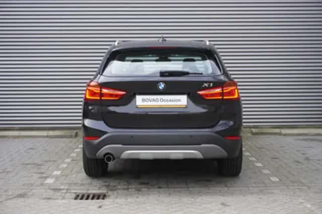 BMW X1 (2018) thumbnail 6
