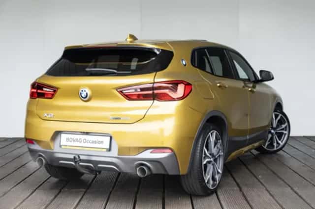 BMW X2 (2018) thumbnail 2