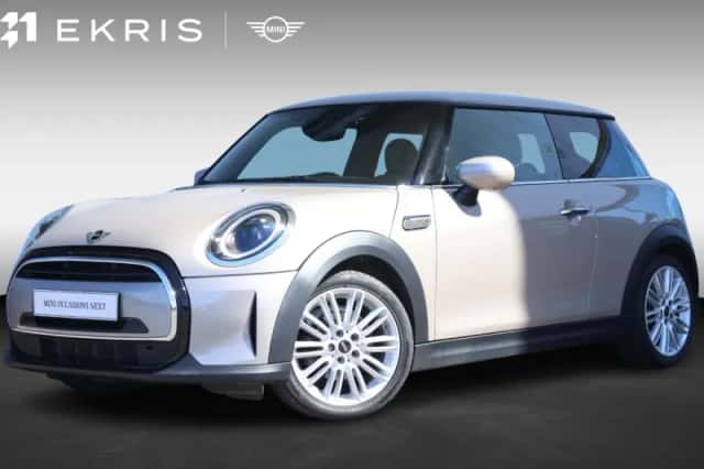 MINI 3-deurs Cooper Classic (2023) thumbnail 1