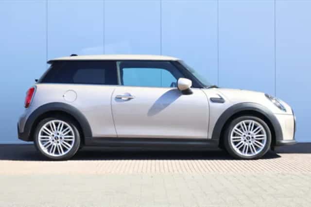 MINI 3-deurs Cooper Classic (2023) thumbnail 6