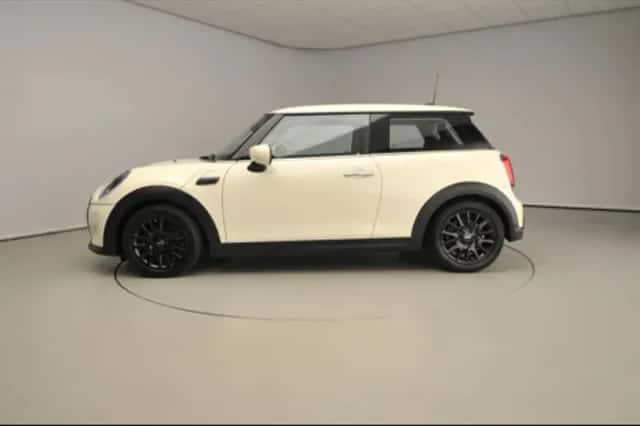 MINI 3 Deurs One (2022) thumbnail 2
