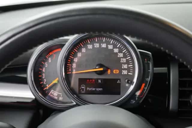 MINI 5 Deurs Cooper (2019) thumbnail 3