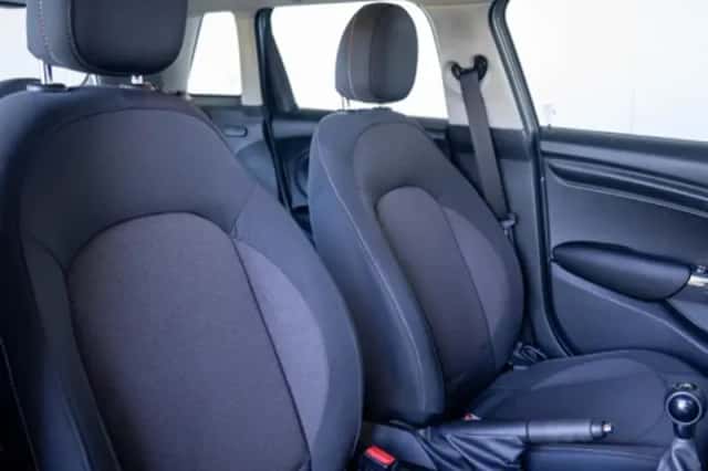 MINI 5 Deurs Cooper (2022) thumbnail 4