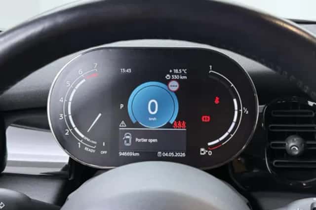 MINI 5 Deurs Cooper (2022) thumbnail 3