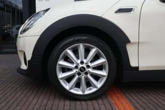 MINI Clubman (2022) thumbnail 4