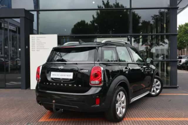 MINI Countryman (2019) thumbnail 2