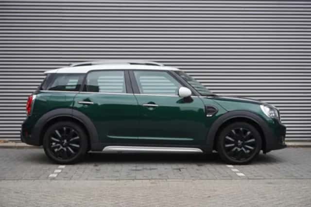 MINI Countryman (2018) thumbnail 4