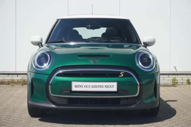 MINI Electric (2022) thumbnail 3
