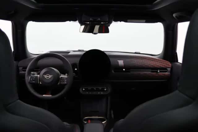 MINI 3-Deurs (2025) thumbnail 6