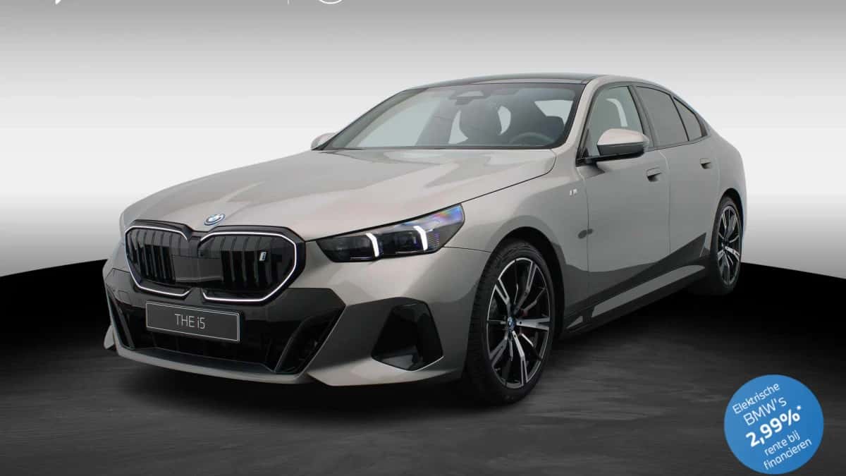 BMW i5 (2026) — foto 1