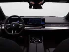 BMW i5 (2026) thumbnail 6