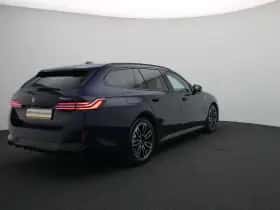 BMW 5-Serie (2024) thumbnail 2