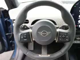MINI Cooper (2025) thumbnail 11