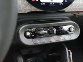 MINI Cooper (2025) thumbnail 12