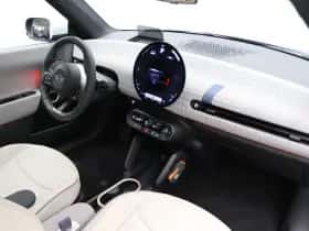 MINI Cooper (2025) thumbnail 19