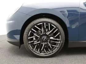MINI Cooper (2025) thumbnail 8
