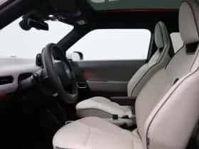 MINI Cooper (2025) thumbnail 10