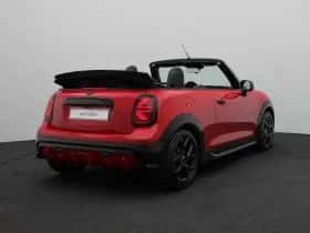 MINI Cabrio (2026) thumbnail 2