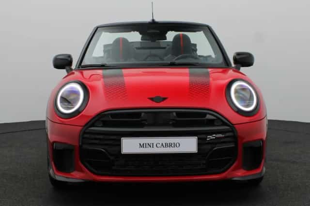 MINI Cooper (2026) thumbnail 3