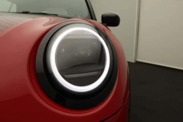 MINI Cooper (2026) thumbnail 6