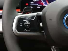 BMW i5 (2025) thumbnail 17