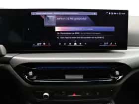 BMW i4 (2025) thumbnail 12