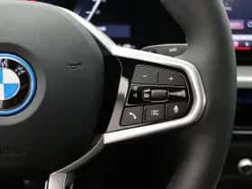 BMW i4 (2025) thumbnail 14