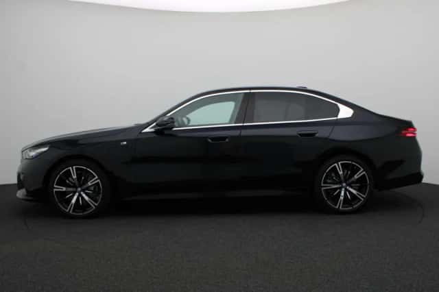 BMW 5-Serie (2024) thumbnail 4
