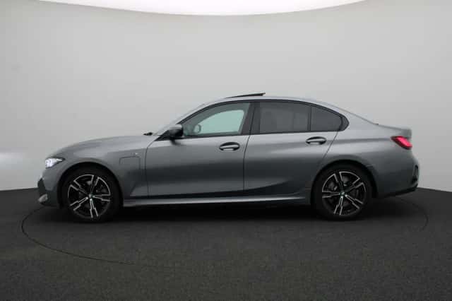 BMW 3-Serie (2025) thumbnail 4