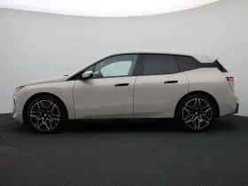 BMW iX (2026) thumbnail 4