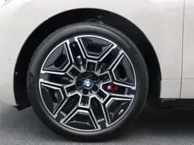 BMW iX (2026) thumbnail 6