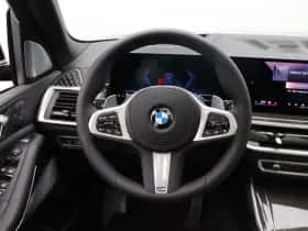 BMW X7 (2026) thumbnail 7